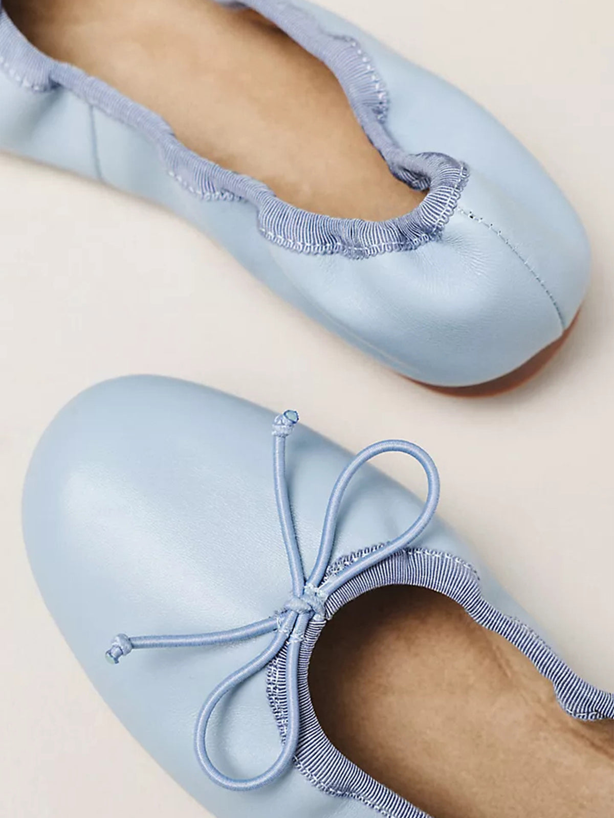Blue Round-Toe Slip-On Classic Ballet Flats With Front Bow