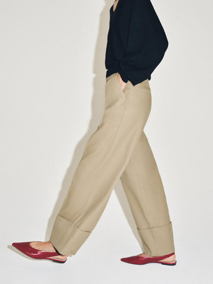 Red Pointed-Toe Slingback Sleek Flats