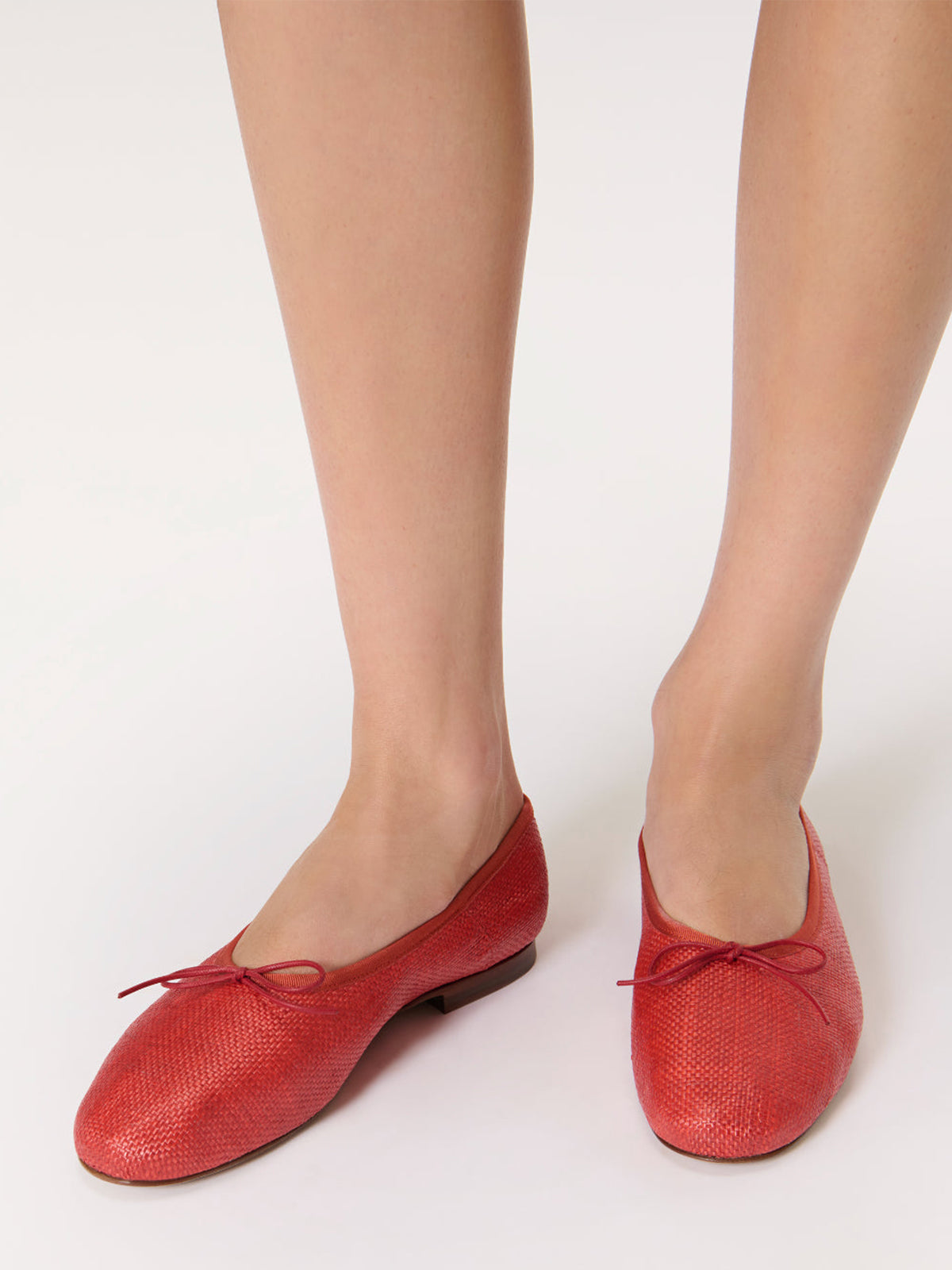 Red Round-Toe Simple Chic Ballet Flats With Front Bow
