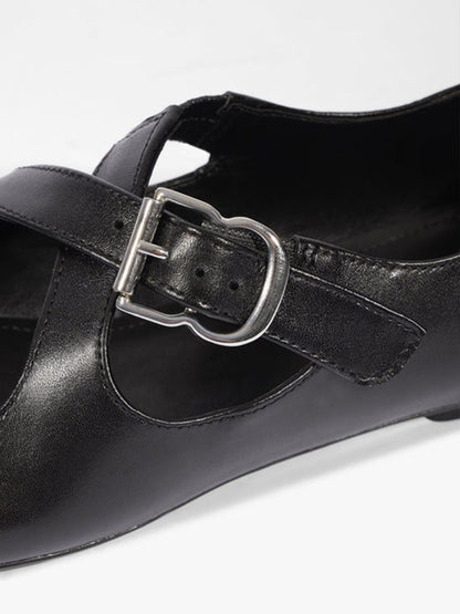 Black Square-Toe Chic Crossed Strap With Buckle Slip-On Flats