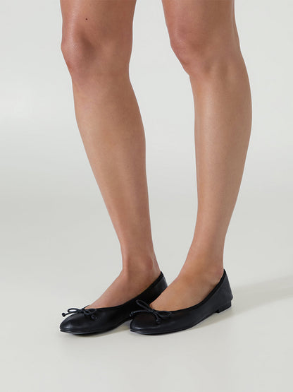 Round-Toe Chic Front Bow Slip-On Ballet Simple Flats - Black