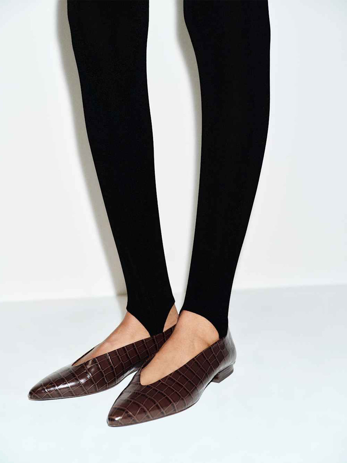 Chocolate Stone Pattern Pointed-Toe Slip-On Ballet Flats
