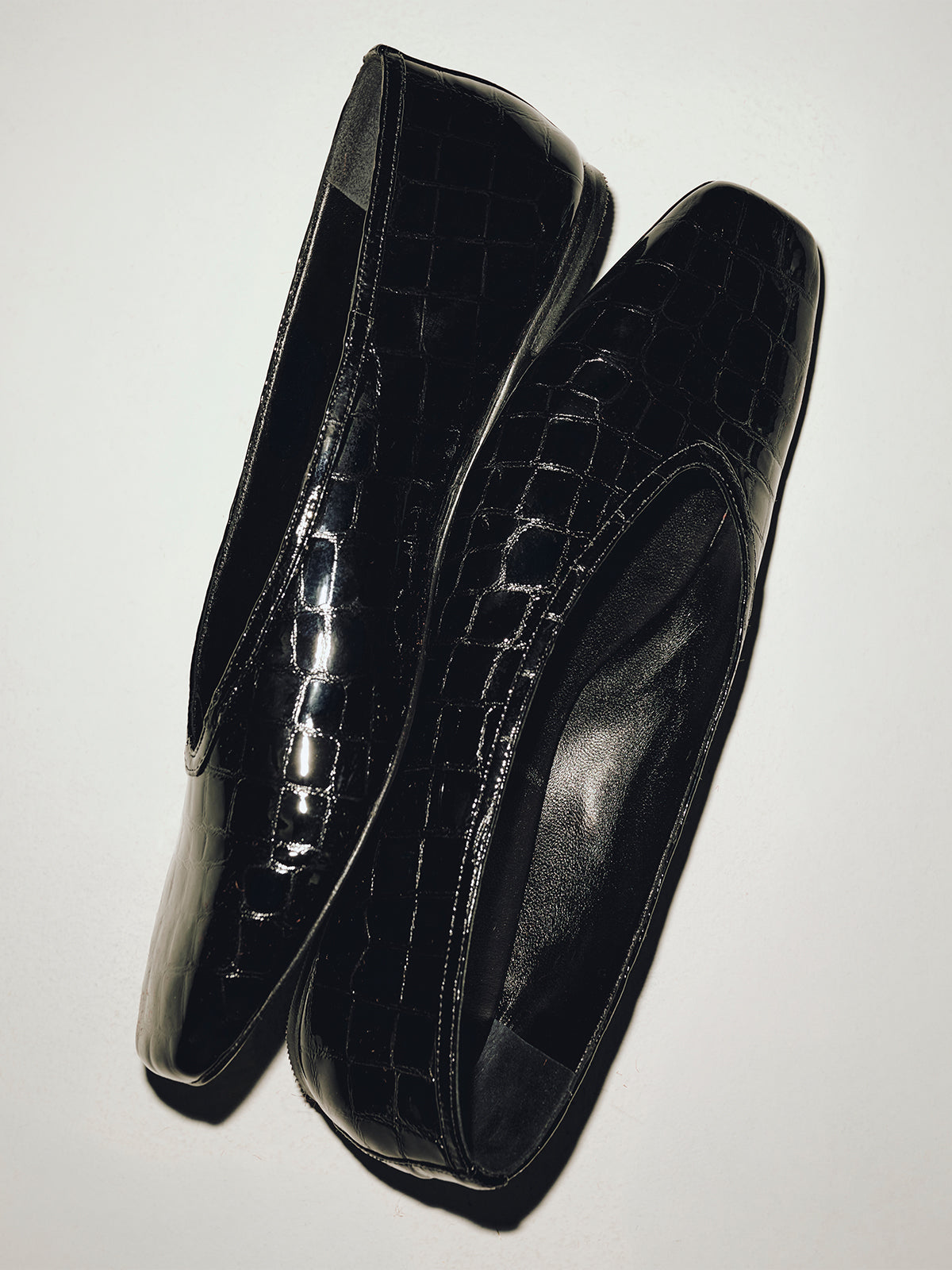 Black Stone Pattern Vegan Leather Square-Toe Sleek Chic Ballet Flats