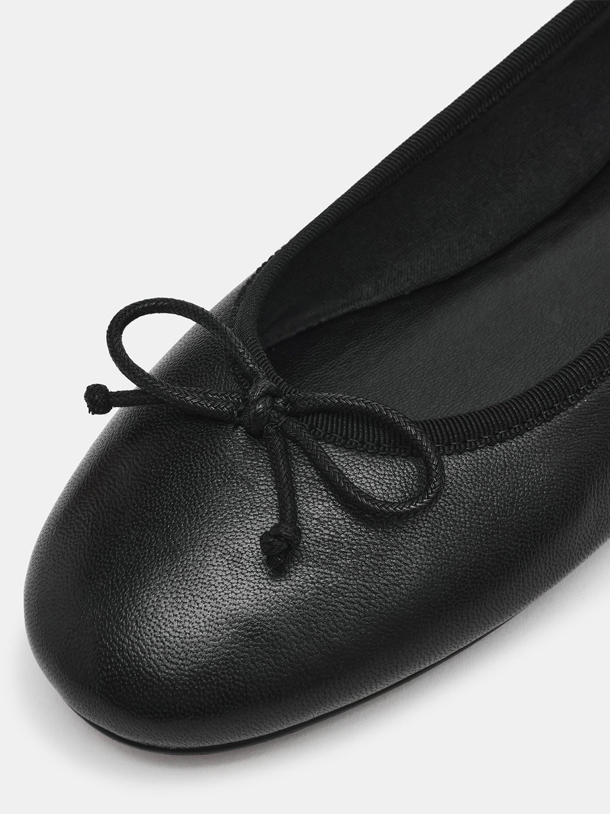Black Round-Toe Simple Slip-On Ballet Flats With Front Bow