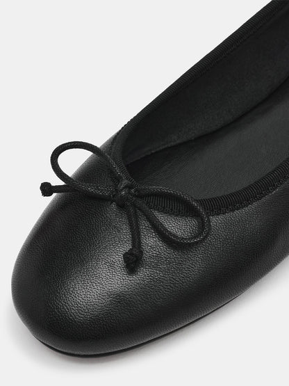 Black Round-Toe Simple Slip-On Ballet Flats With Front Bow