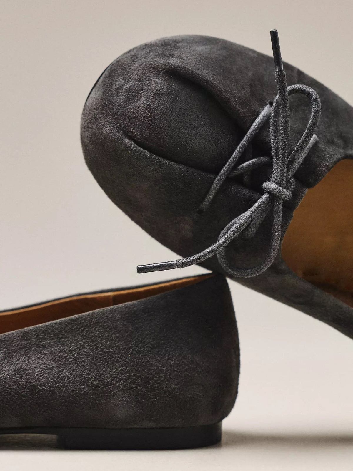 Dark Gray Faux Suede Round-Toe Front Bow Ballet Slip-On Flats