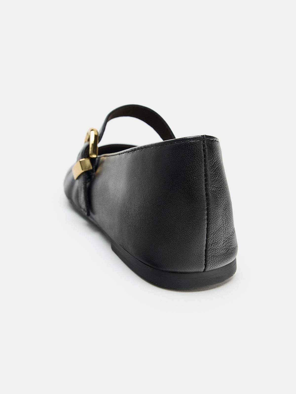 Black Round-Toe Buckle Middle Strap Slip-On Ballet Chic Flats