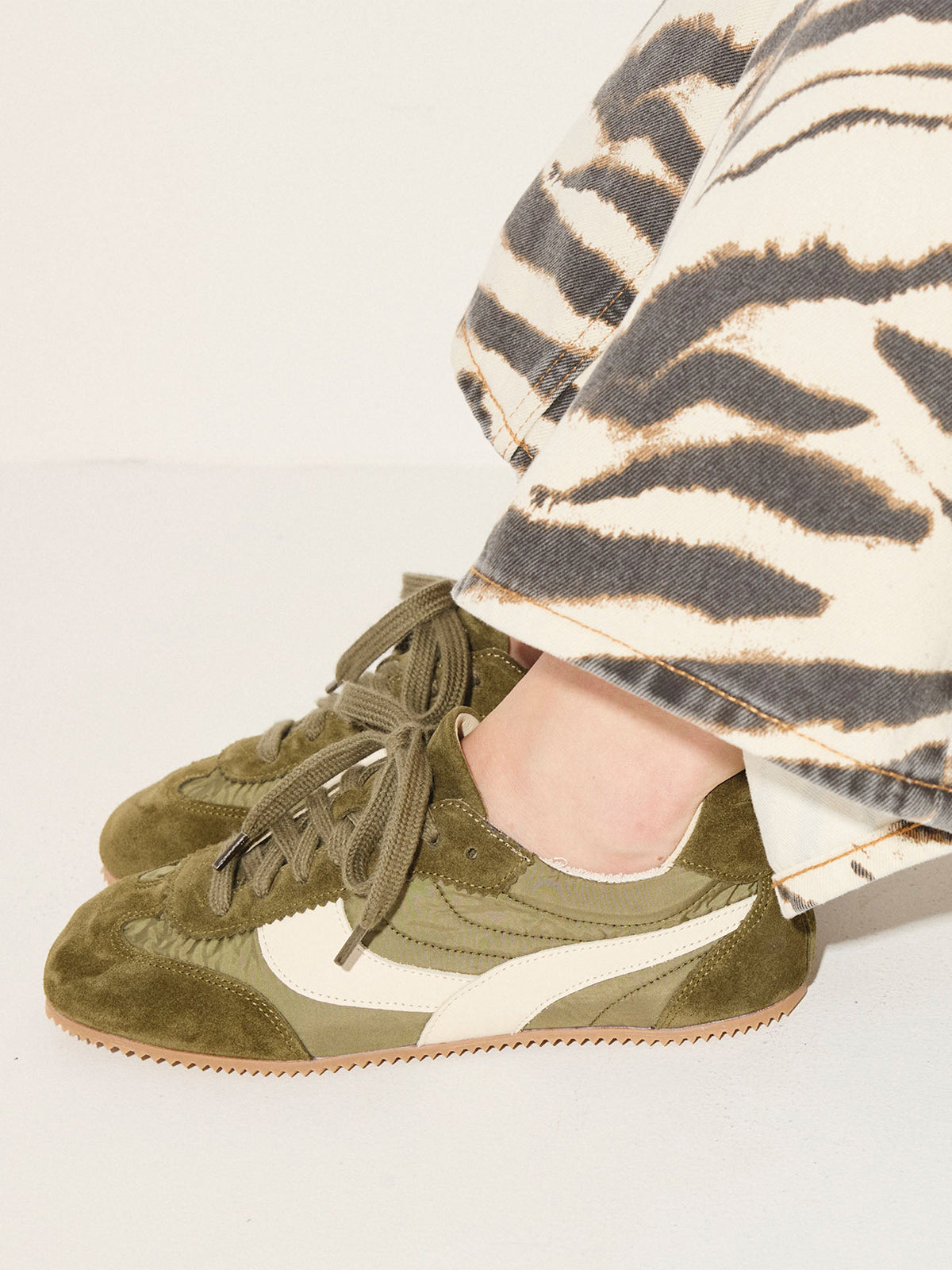 Coffee Cow Suede And Cloth And Cow Leather Square-Toe Lace-Up Sneakers