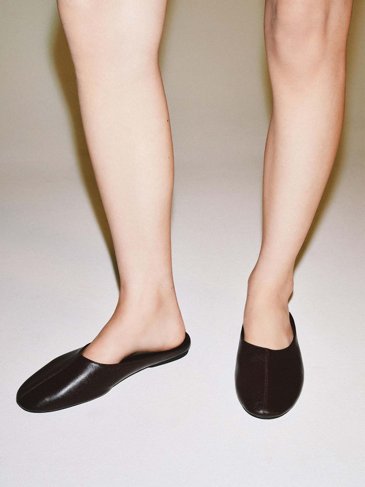 Chocolate Round-Toe Backless Slip-On Ballet Chic Flats