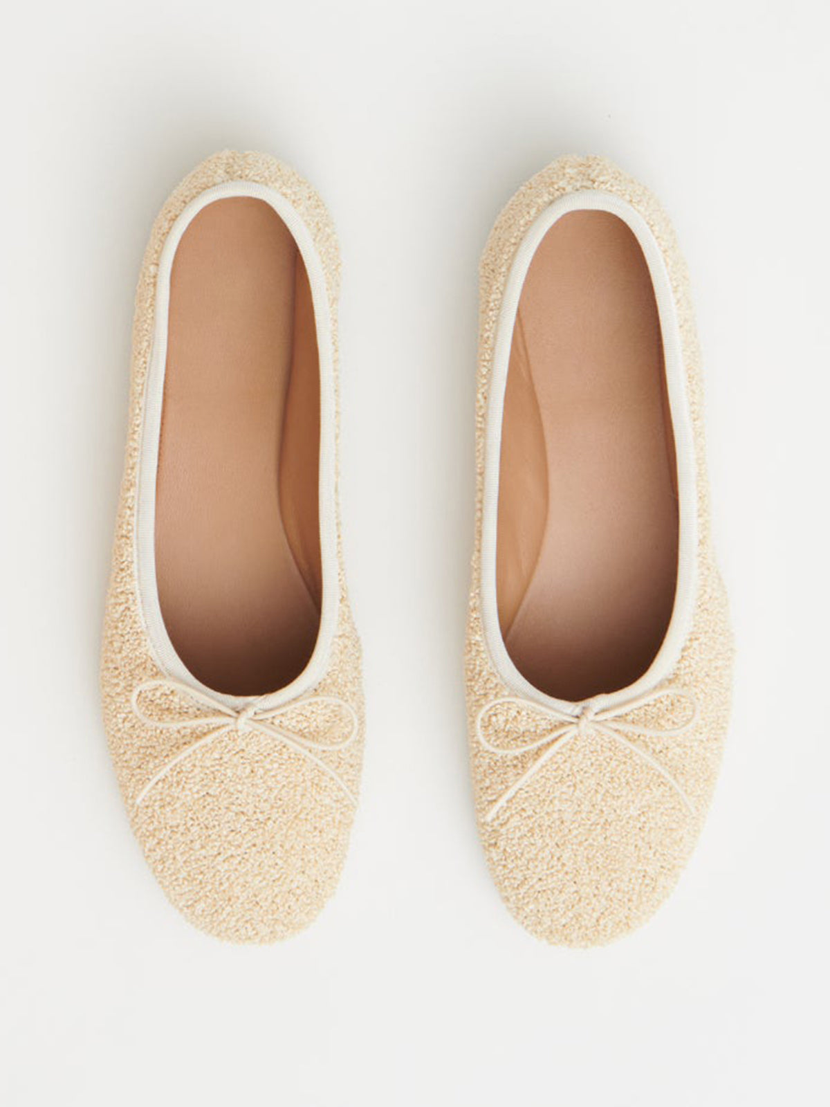 Cream Plush Round-Toe Simple Chic Ballet Flats With Front Bow