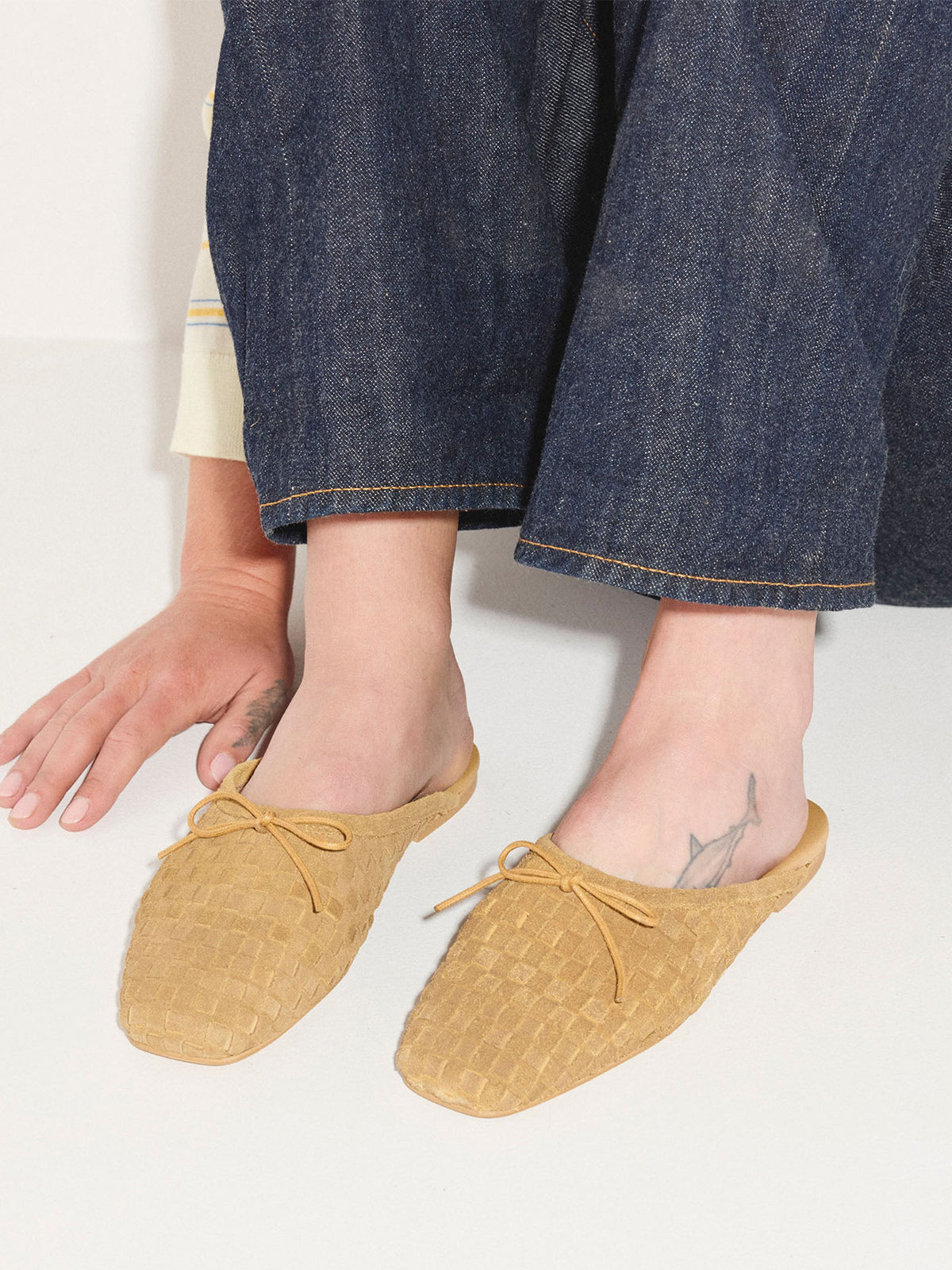 Woven Faux Suede Square-Toe Front Bow Slip-On Backless Flats - Tan