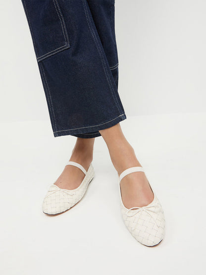 White Woven Vegan Leather Round-Toe Front Bow And Middle Strap Ballet Flats