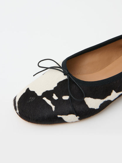 Cow Pattern Round-Toe Simple Chic Ballet Flats With Front Bow