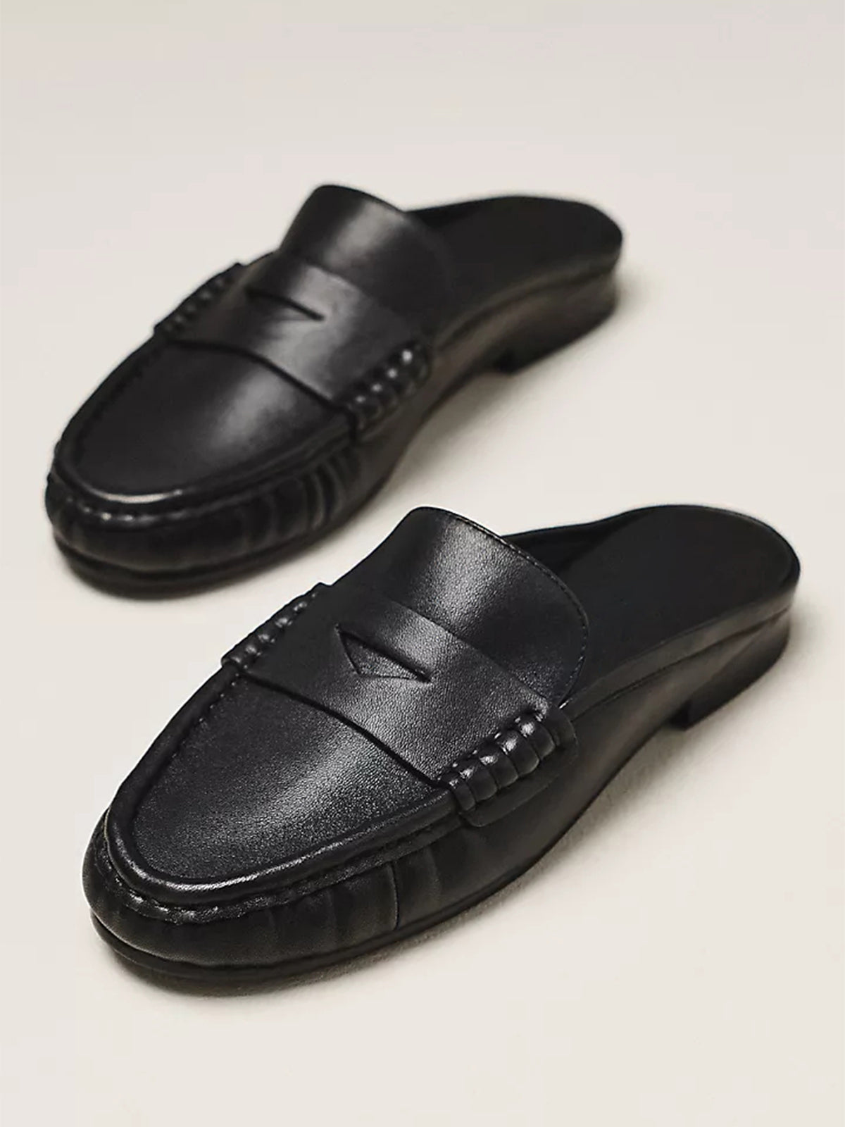 Black Round-Toe Simple Backless Loafer Mules Flats