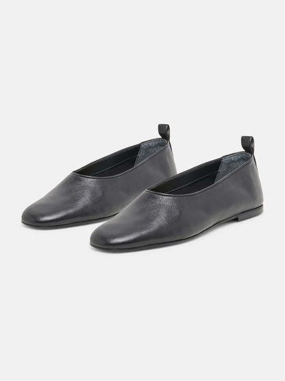 Black Square-Toe Slip-On Simple Flats