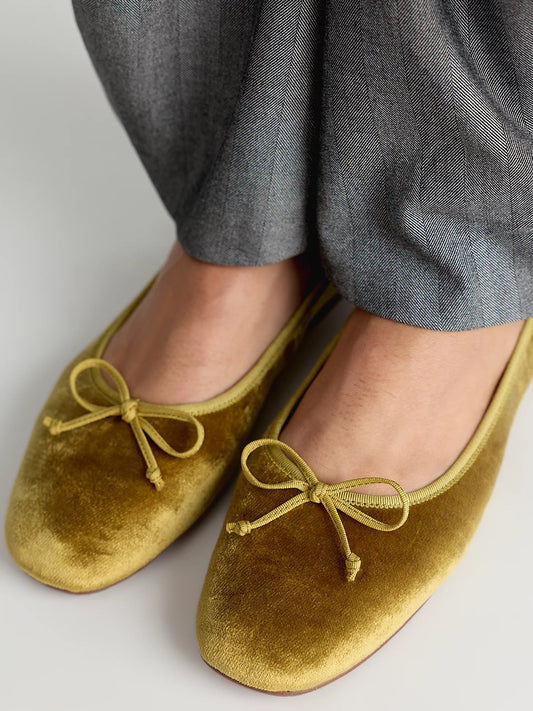 Chic Square-Toe Slip-On Sleek Ballet Flats - Green Velvet