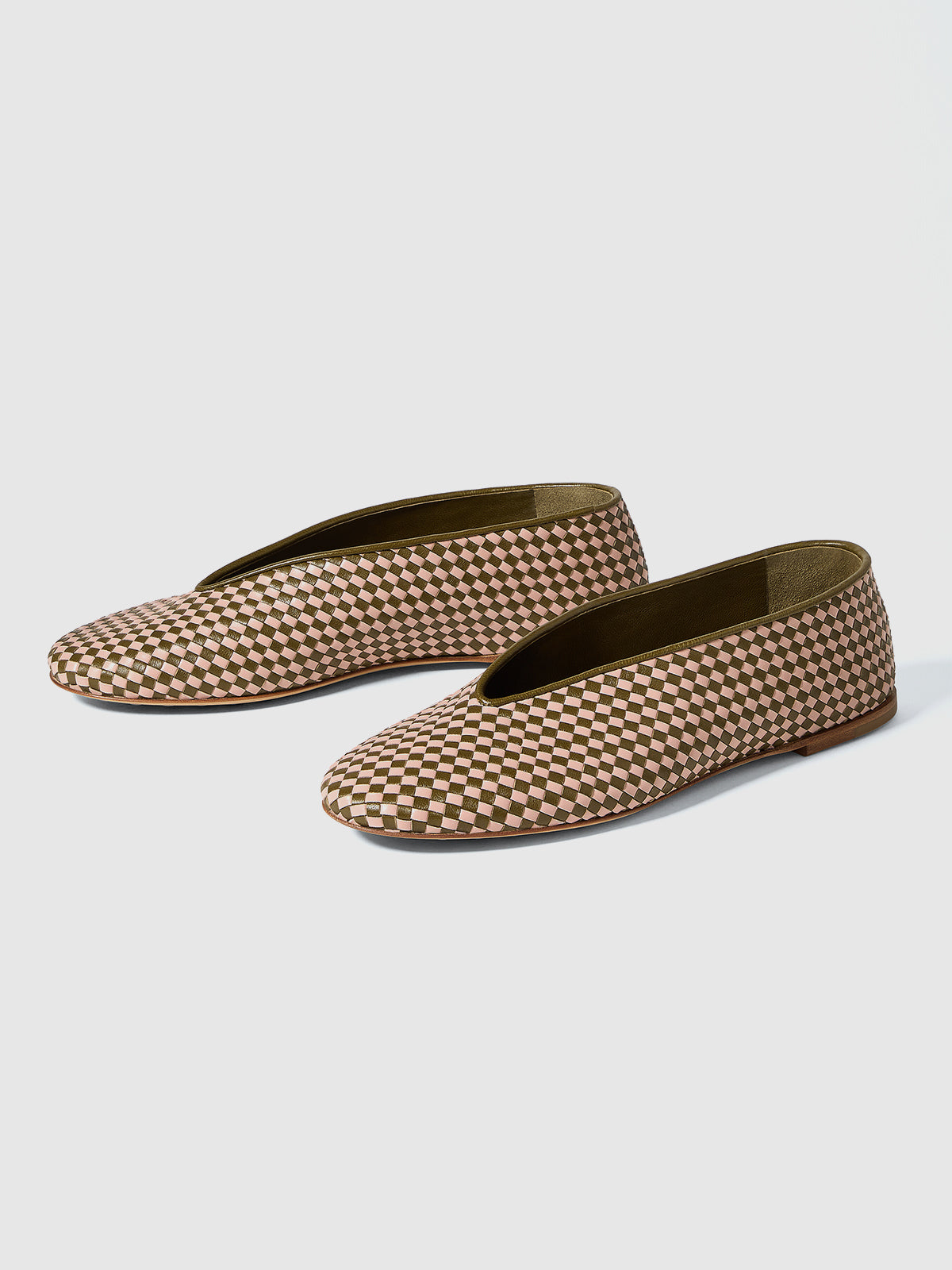 Green And Ivory Woven Vegan Leather Round-Toe Classic Slip-On Ballet Flats