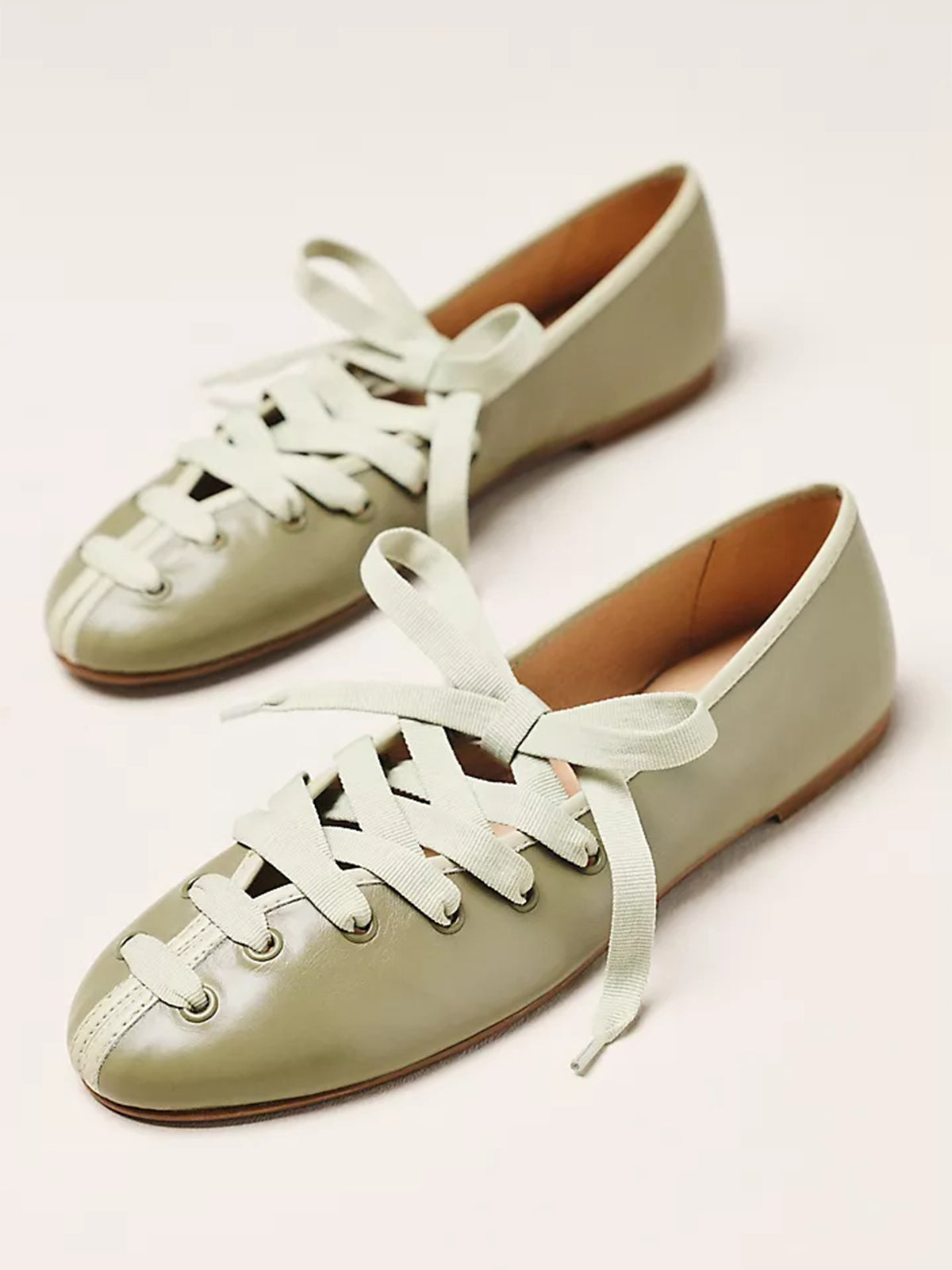 Green Round-Toe Simple Lace-Up Slip-On Ballet Flats