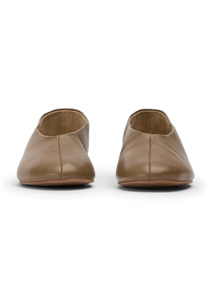 Round-Toe Chic Slip-On Ballet Simple Flats - Brown