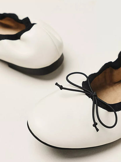 Ivory Round-Toe Slip-On Classic Ballet Flats With Front Bow