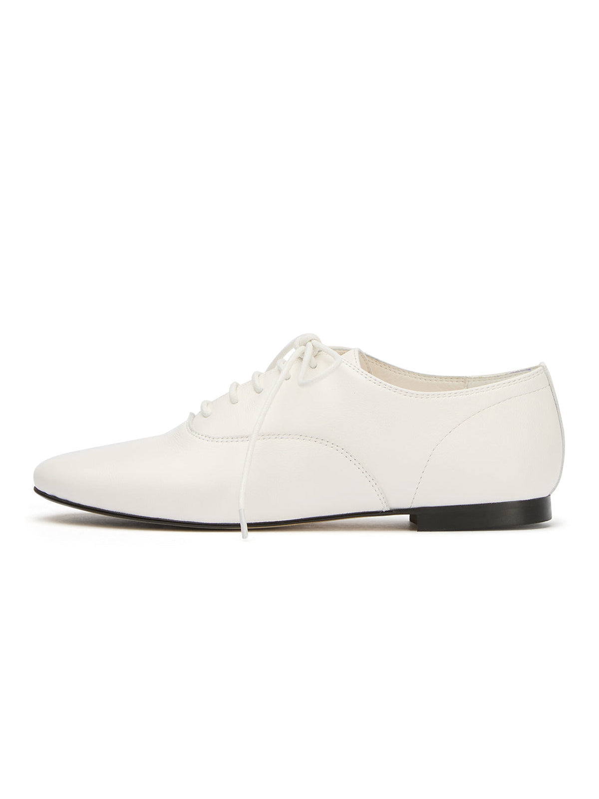 White Round-Toe Chic Slip-On Lace-Up Sporty Flats