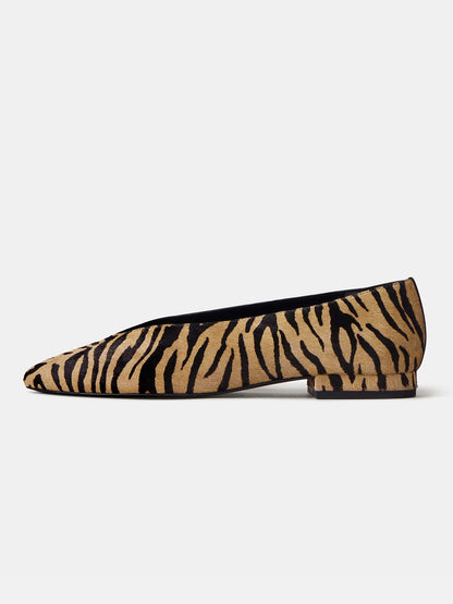 Zebra Pattern Pointed-Toe Slip-On Simple Ballet Flats