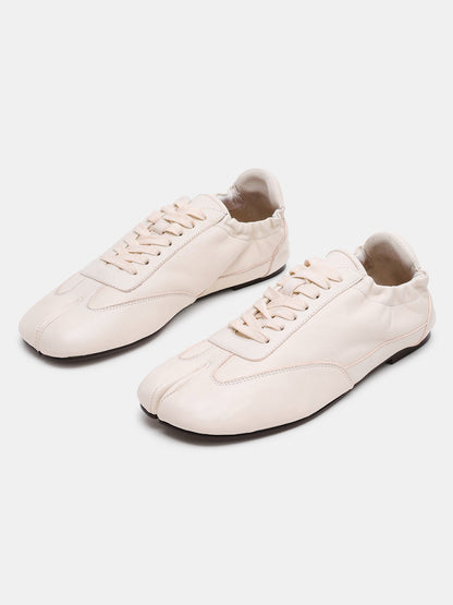White Split-Toe Classic Lace-Up Flats Sneakers