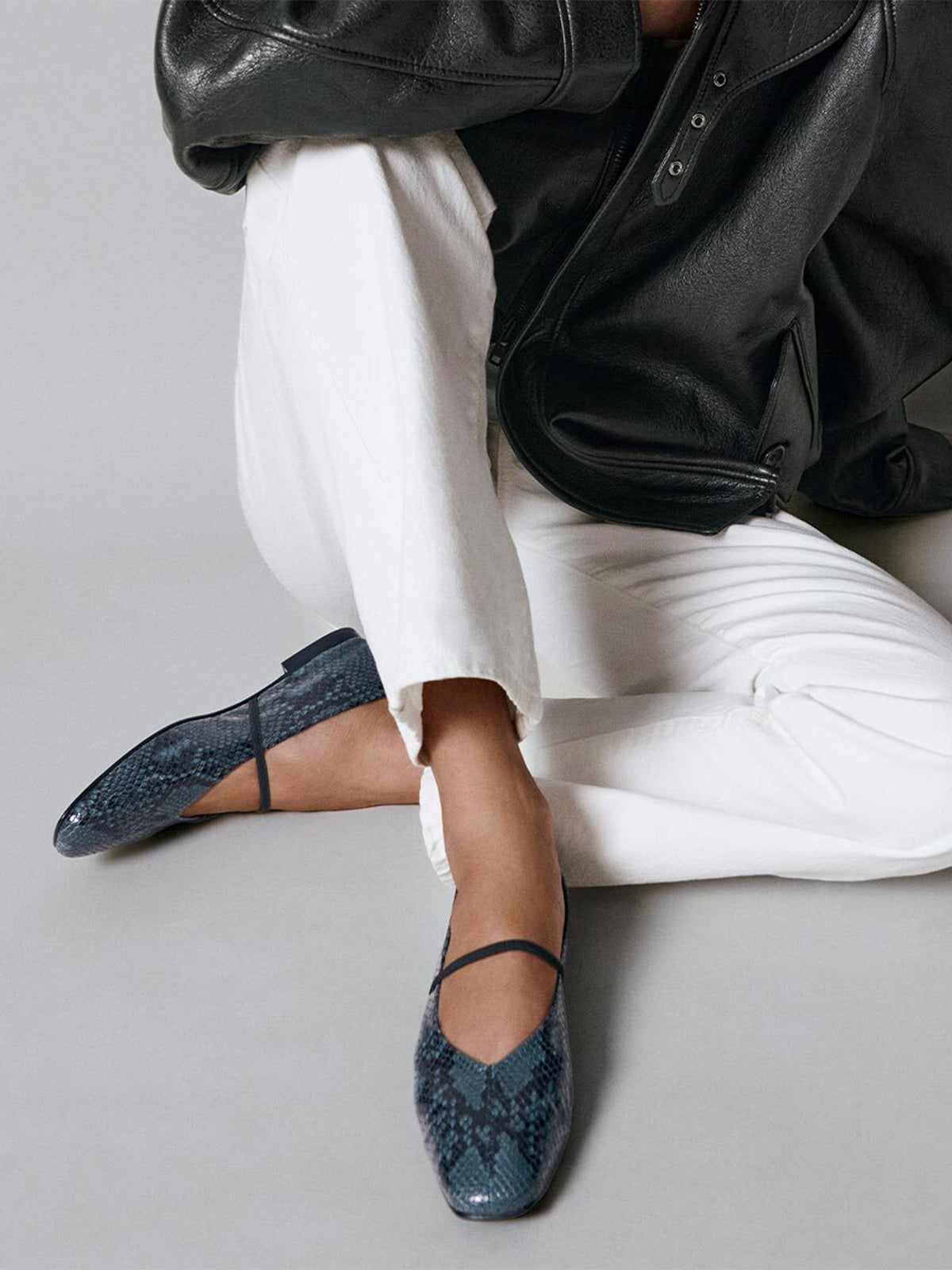 Mary Jane Square-Toe Slip-On Chic Ballet Flats - Aqua Snakeskin Pattern