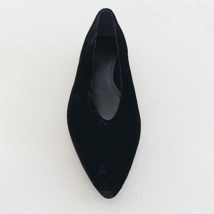 Chic Slip-On Pointed-Toe Simple Ballet Flats - Black Velvet