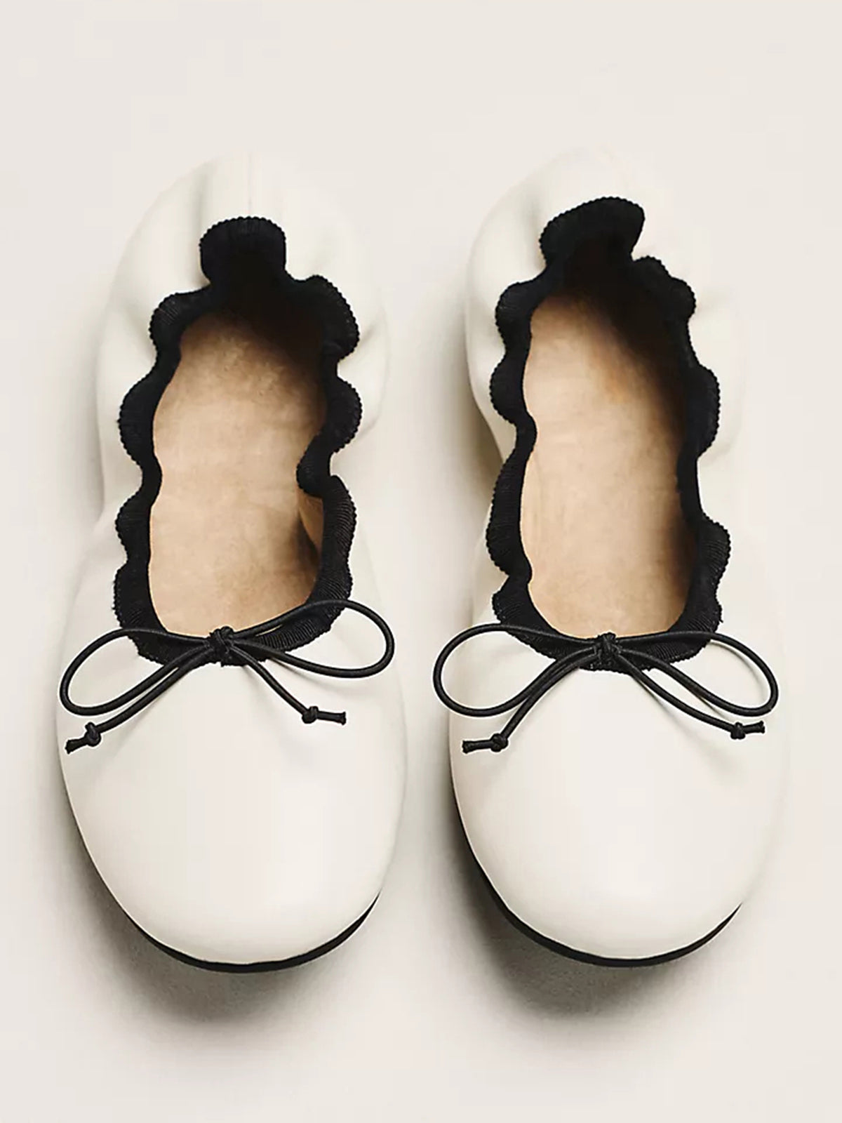 Ivory Round-Toe Slip-On Classic Ballet Flats With Front Bow