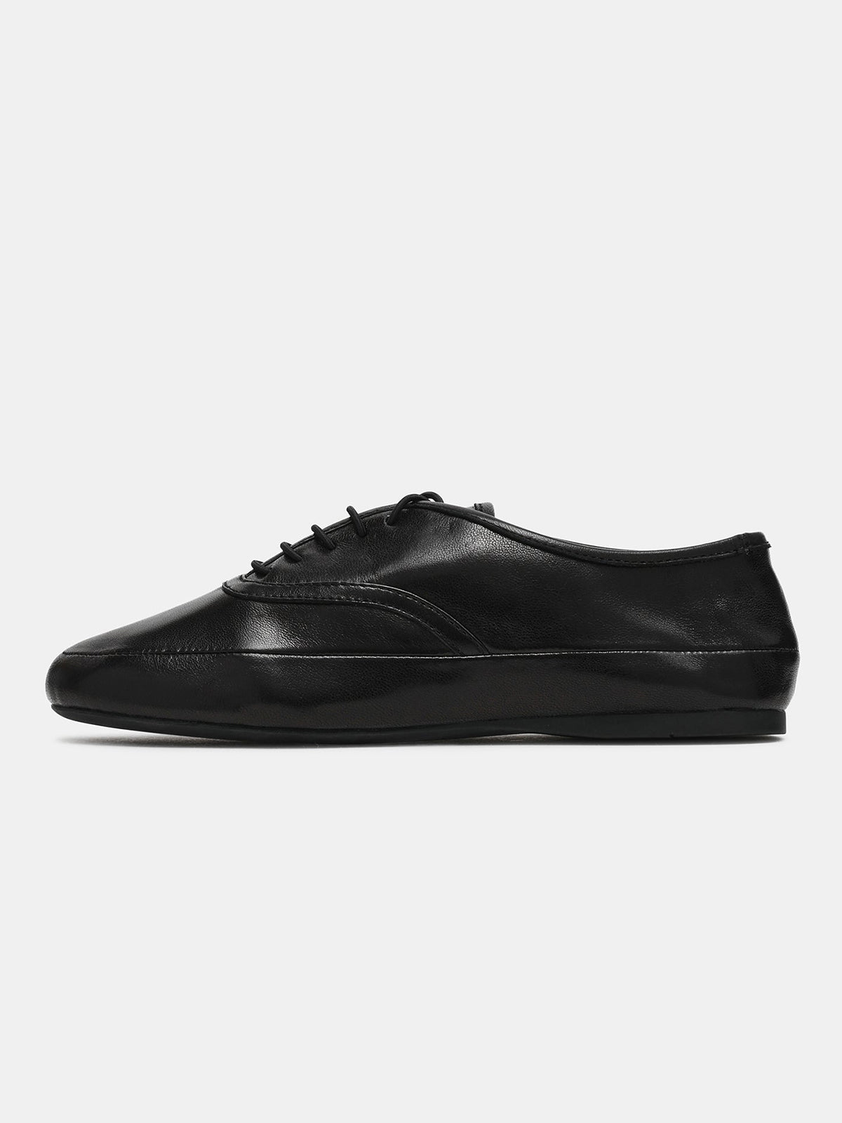 Black Round-Toe Lace-Up Slip-On Chic Flats