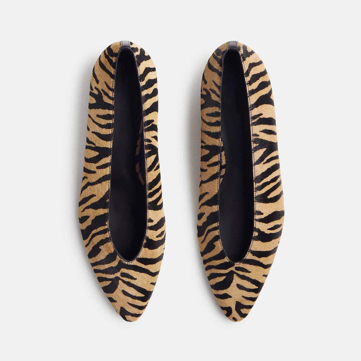 Chic Slip-On Pointed-Toe Simple Ballet Flats - Zebra Pattern