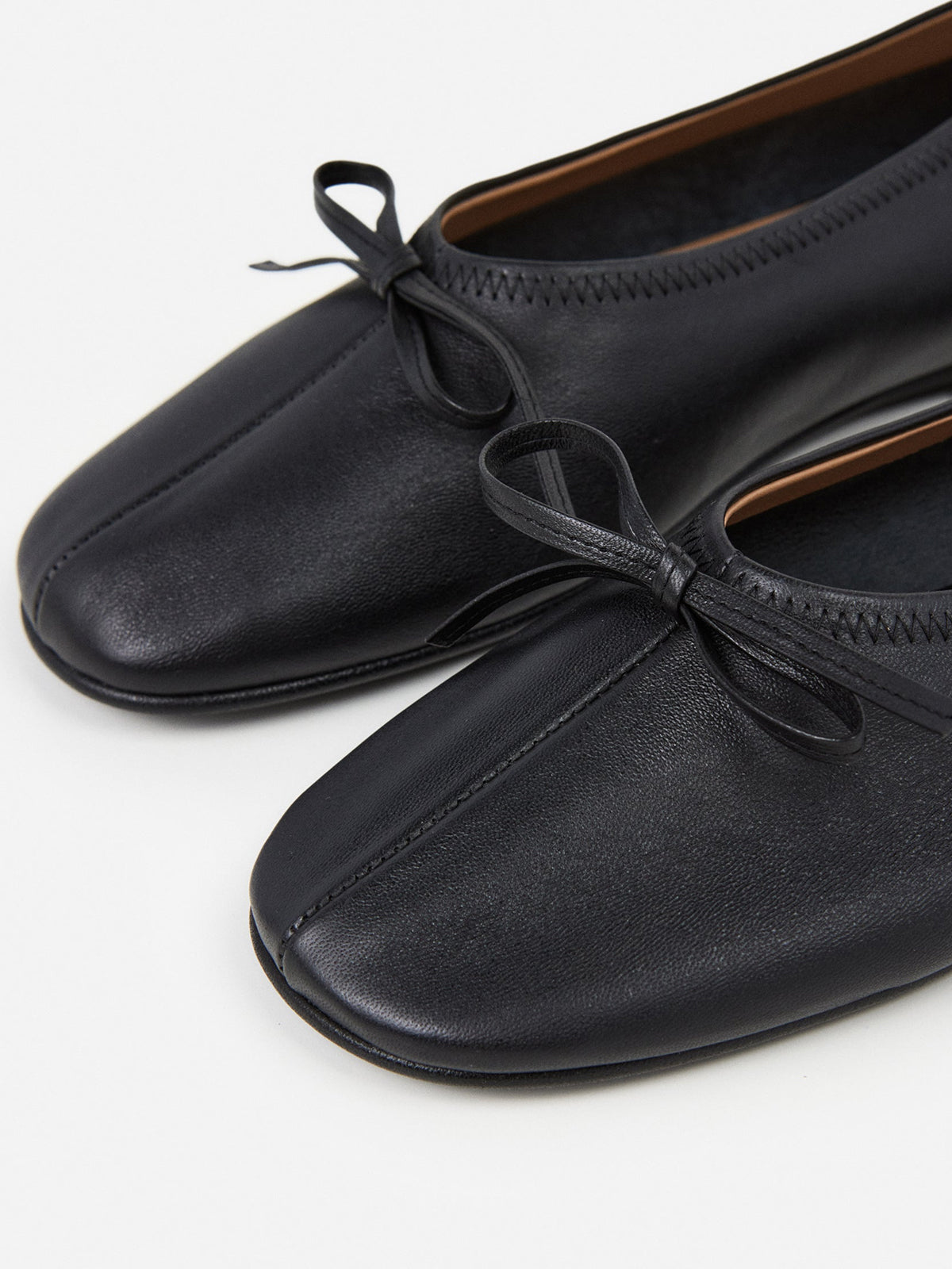 Black Classic Square-Toe Front Bow Simple Chic Ballet Flats