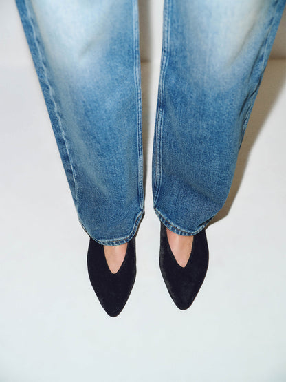 Black Velvet Pointed-Toe Slip-On Simple Ballet Flats