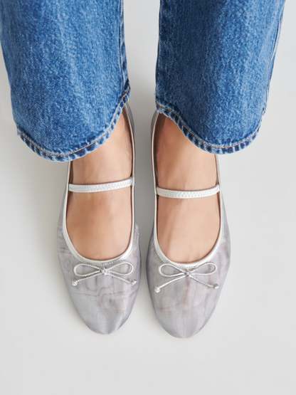 Bow Round-Toe Ballet Flats Mary Janes in Metallic Silver Mesh