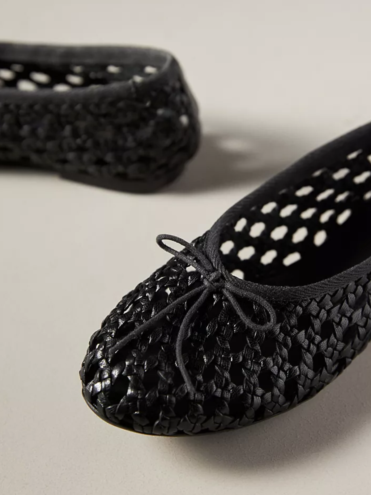 Black Boho Woven Hollow-Out Ballet Flats With Dainty Bow