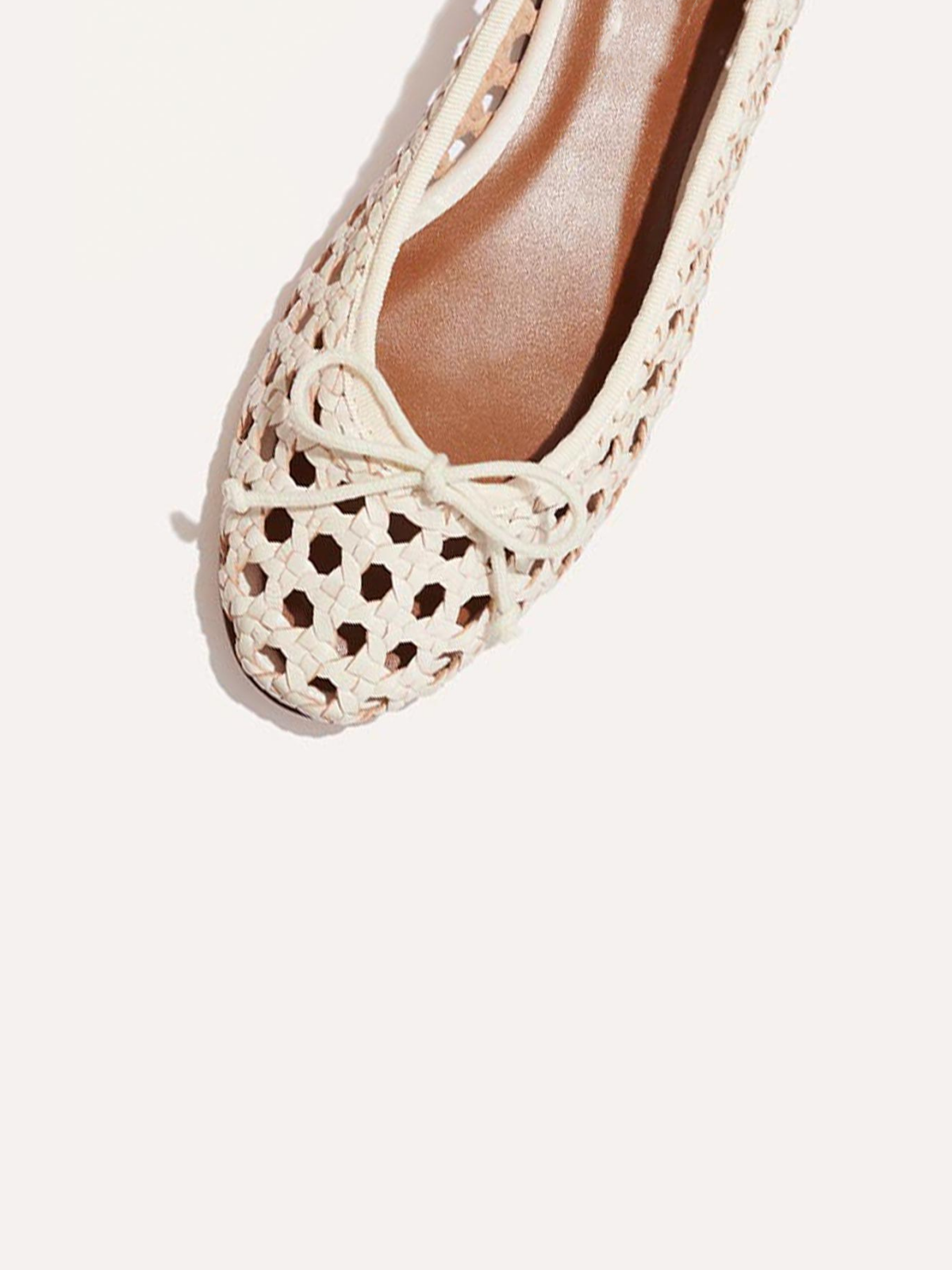 White Woven Bow Hollow-Out Round-Toe Slip-On Ballet Flats